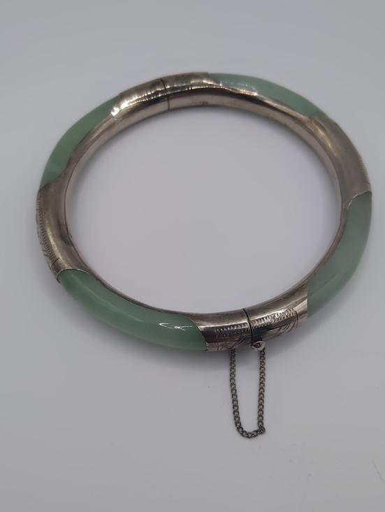 GSI Jewelry - 925 Nephrite Jade Clamper Bracelet With Safety Chain Sz 7